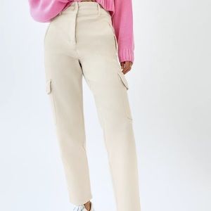 Aritzia Wilfred Free Modern Cargo Pant